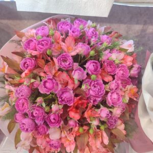 Пионовидные розы