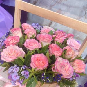 💐Корзина из розовых роз